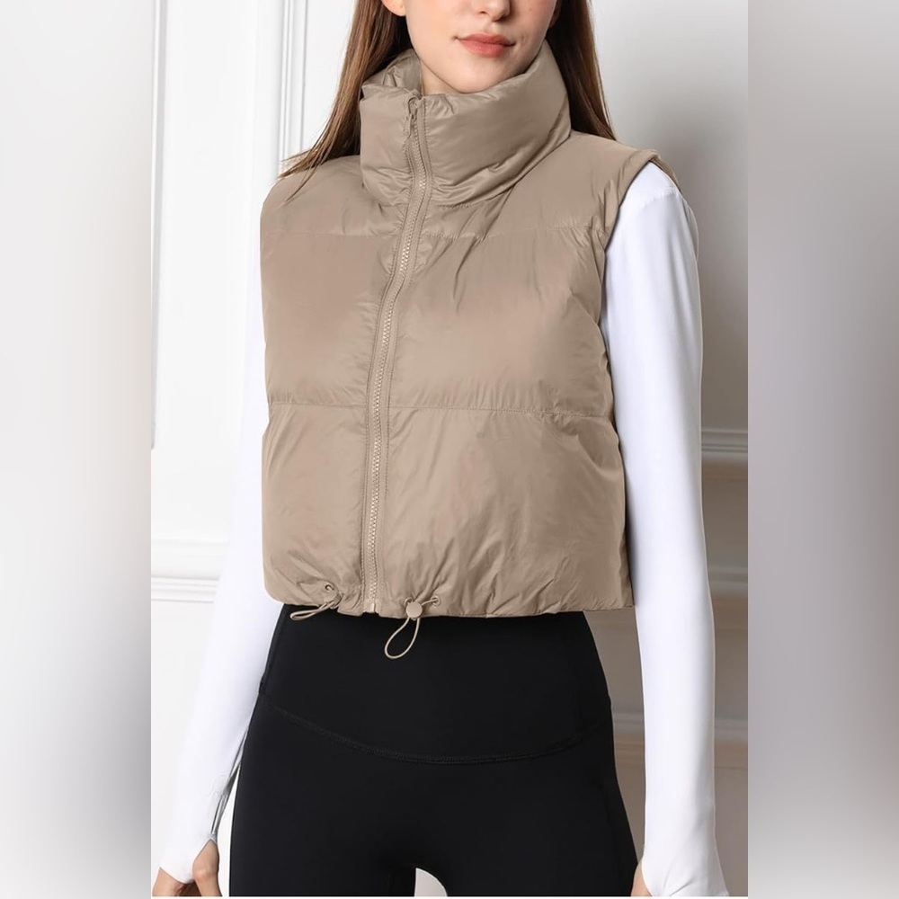 NWT- Women’s Lightweight Sleeveless Cropped Puffer Vest
